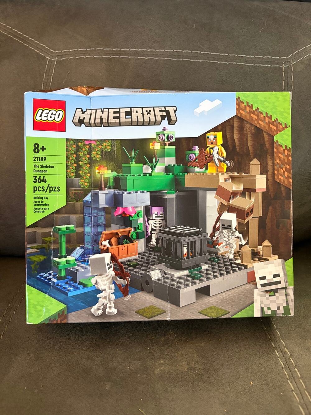 Lego Minecraft The Skeleton Dungeon 21189 Legos Building Toy 364 Pieces NEW